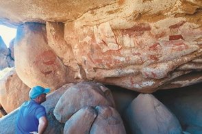 Wanderung zum Brandberg mit Felsmalereien